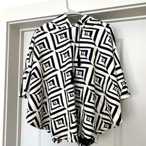 Black & White Geometric Shawl